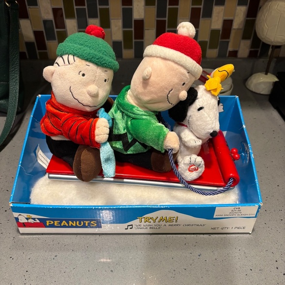 Vintage Gemmy Peanuts Charlie Brown animated Christmas sleigh/sled - Picture 7 of 9